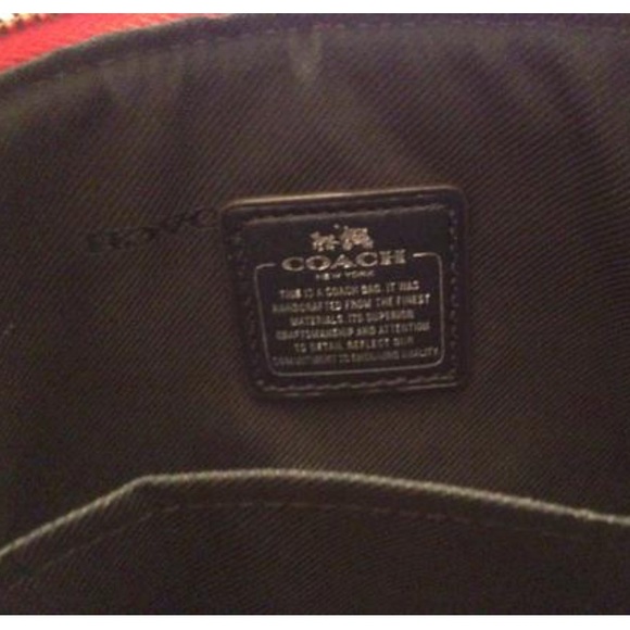 Coach carmine red floral wristlet - Picture 4 of 5